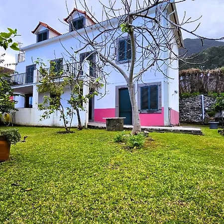 بيت للعطل Haus سيكسال